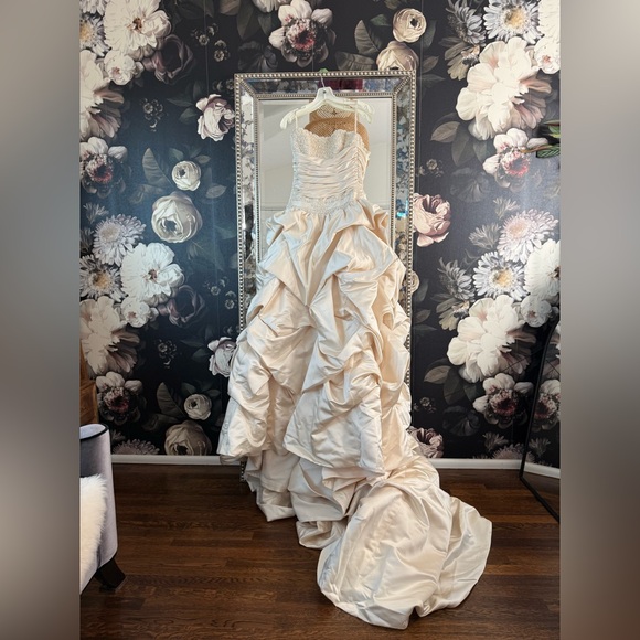 Maggie Sottero Dresses & Skirts - Maggie Sottero  vintage haute couture  imperial gown